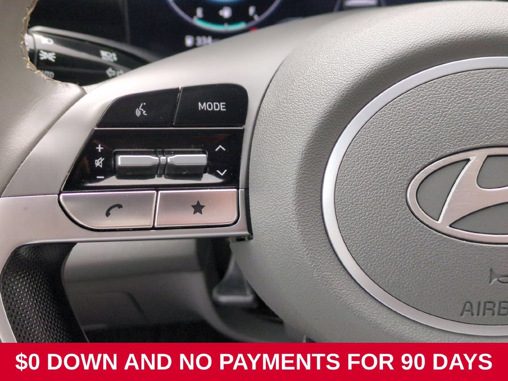 Used 2025 Hyundai Elantra SEL FWD image 21