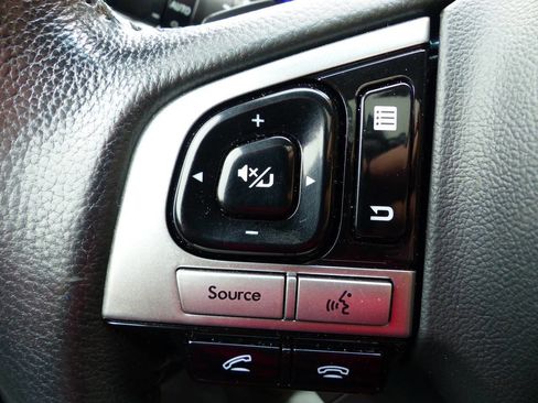 Used 2017 Subaru Legacy 2.5i Sport image 28