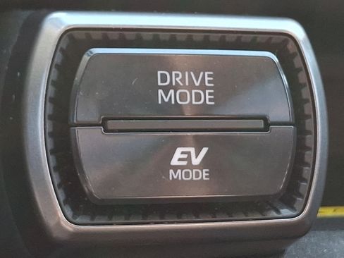 Certified 2026 Toyota RAV4 XLE Premium AWD/4WD image 23