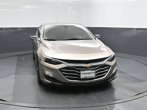 Used 2022 Chevrolet Malibu LS FWD image 17