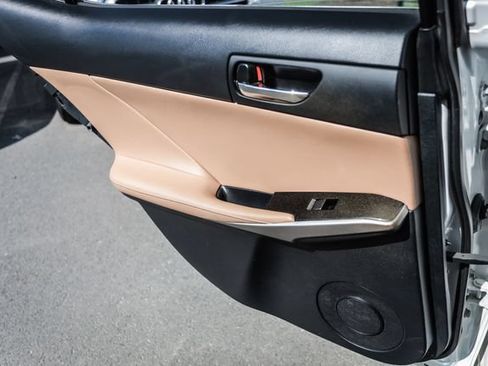 Used 2016 Lexus IS 200t RWD image 51