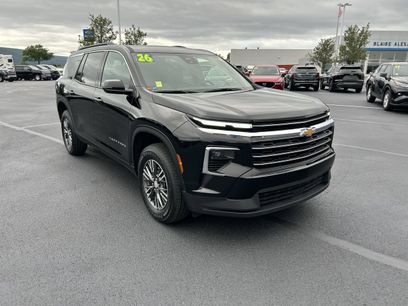 Used 2026 Chevrolet Traverse LT
