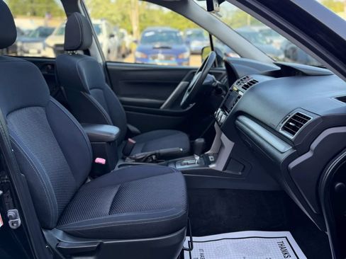 Used 2017 Subaru Forester 2.5i Premium AWD/4WD image 19