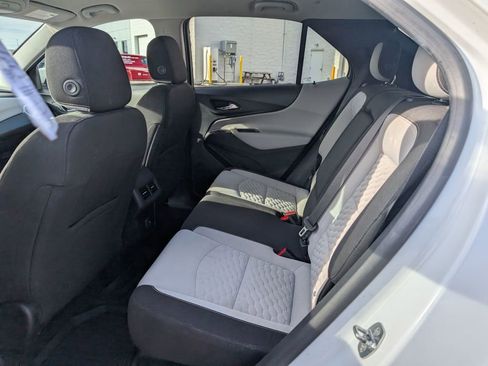 Used 2019 Chevrolet Equinox LT image 9