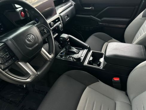 Used 2024 Toyota Tacoma TRD Off-Road image 12