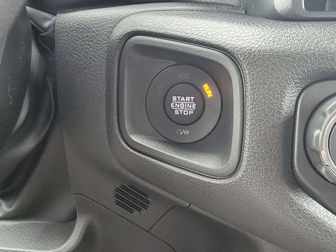 New 2026 Jeep Gladiator Sport image 19