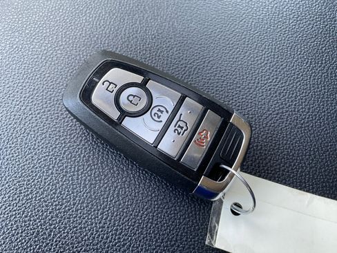 Used 2024 Ford Expedition Max XLT image 39