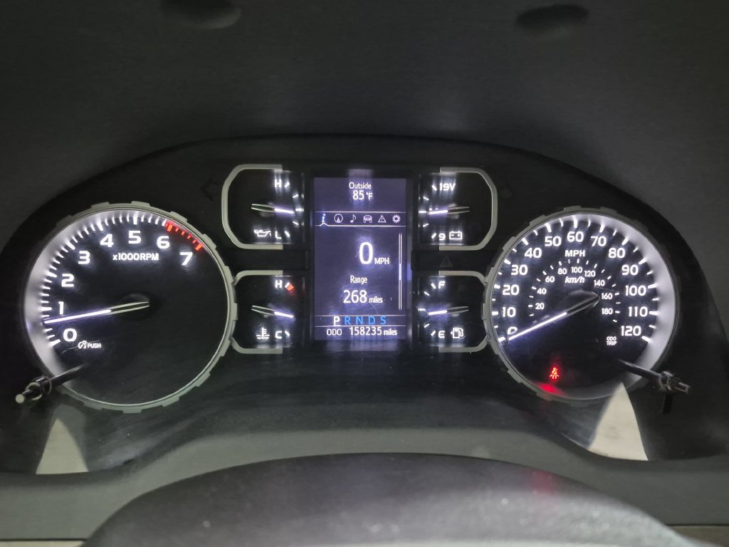 Used 2019 Toyota Tundra SR5 AWD/4WD image 16