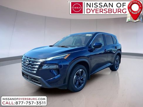 Used 2025 Nissan Rogue SV FWD image 7