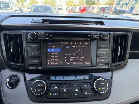 Used 2017 Toyota RAV4 XLE FWD image 26