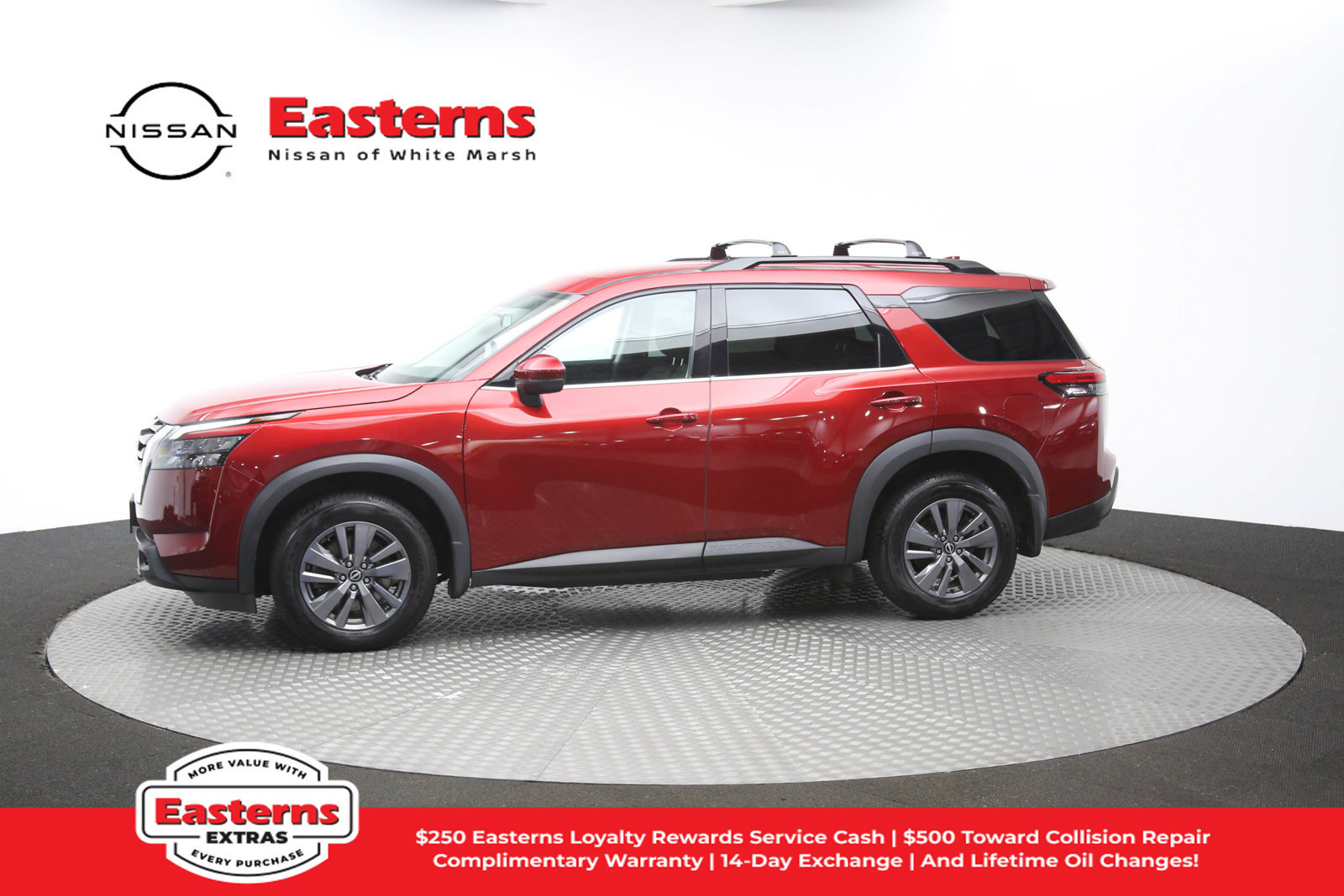 Used 2023 Nissan Pathfinder SV AWD/4WD image 56
