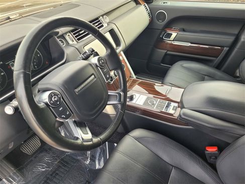 Used 2017 Land Rover Range Rover HSE image 20