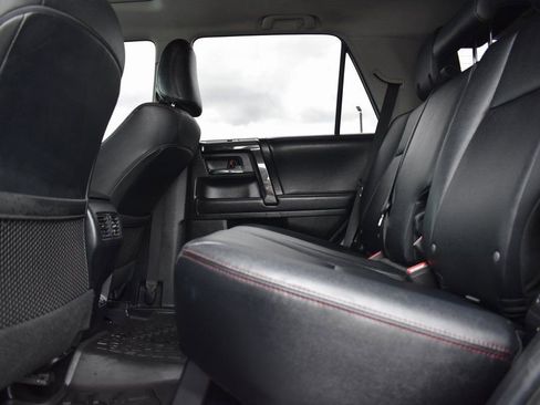 Used 2022 Toyota 4Runner TRD Off-Road Premium w/ Moonroof Package image 9