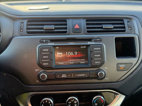 Used 2012 Kia Rio EX w/ Convenience Pkg image 7