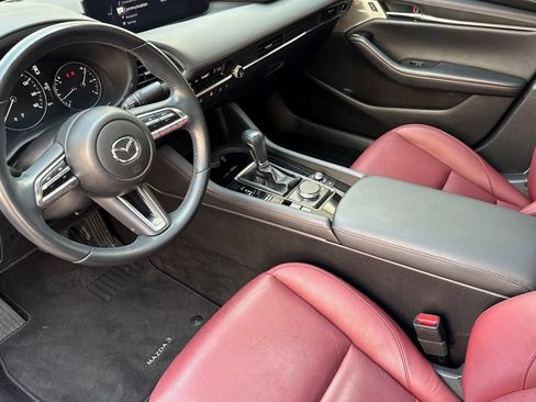 Certified 2022 MAZDA MAZDA3 s FWD image 10