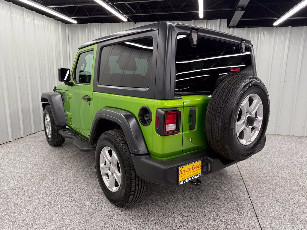 Used 2018 Jeep Wrangler Sport AWD/4WD image 4