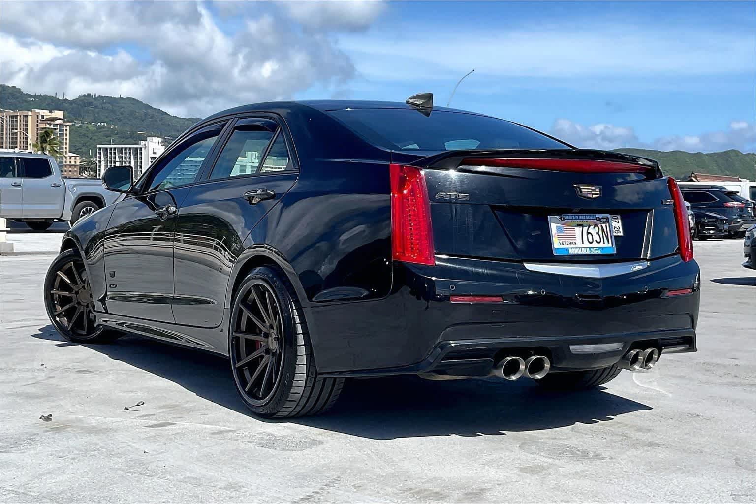 Used 2017 Cadillac ATS V w/ Luxury Package RWD image 4