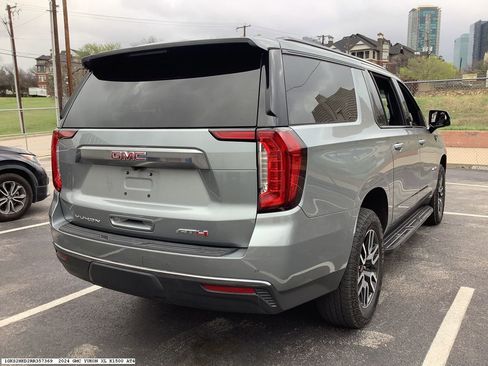 Used 2024 GMC Yukon XL AT4 w/ Technology Package image 5