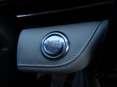 Used 2024 Lincoln Nautilus Reserve image 29