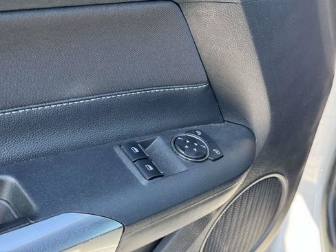 Used 2021 Ford Mustang Coupe RWD image 13