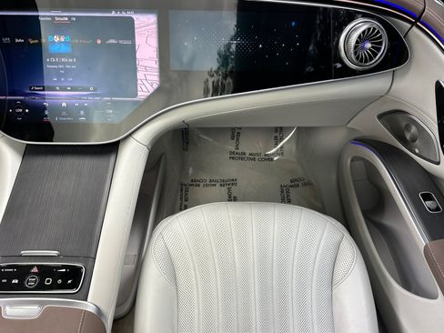 Certified 2023 Mercedes-Benz EQS 580 4MATIC SUV image 32