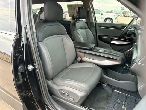 Used 2024 Kia EV9 Light Long Range image 24