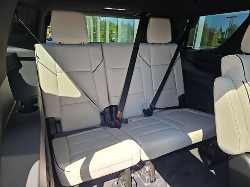 New 2026 Cadillac Escalade Sport w/ LPO, ONYX Package AWD/4WD image 13