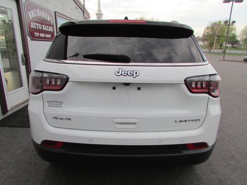 Used 2025 Jeep Compass Limited AWD/4WD image 3