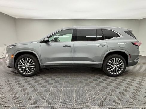 New 2026 Buick Enclave Avenir w/ Super Cruise Package AWD/4WD image 17