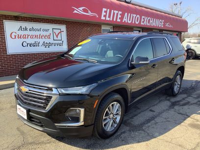 Used 2023 Chevrolet Traverse LT