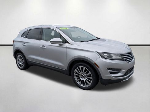 Used 2017 Lincoln MKC Reserve FWD image 2