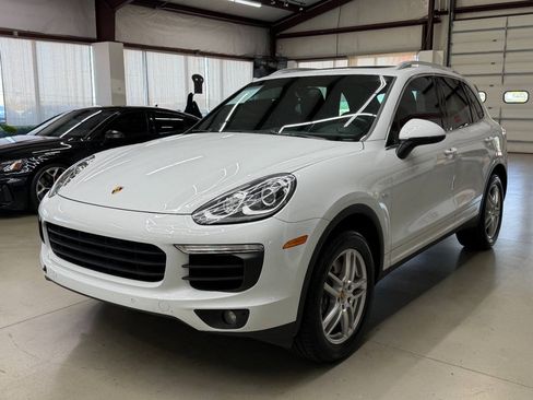 Used 2016 Porsche Cayenne Diesel AWD/4WD image 5