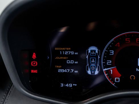 Used 2019 McLaren 570S Spider image 42