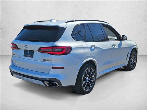 Used 2023 BMW X5 M50i w/ Executive Package image 5