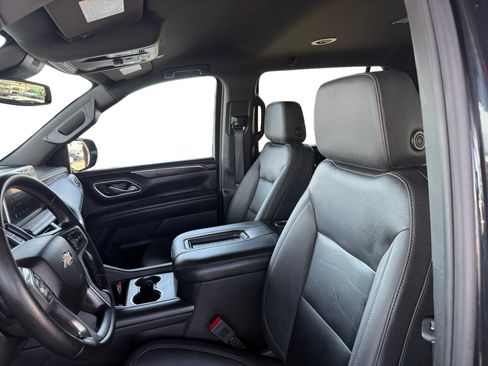 Used 2023 Chevrolet Suburban LT RWD image 10