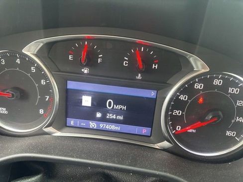 Used 2020 GMC Acadia SLT w/ LPO, Cargo Package image 10