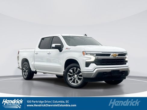 Used 2024 Chevrolet Silverado 1500 LT image 1