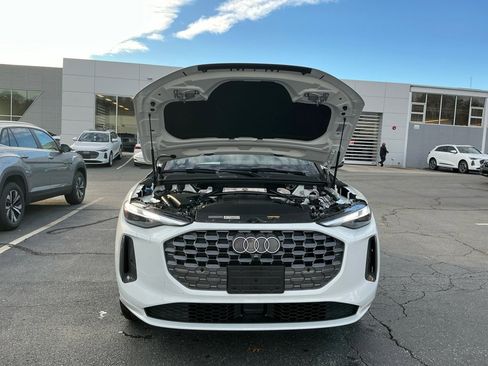 New 2025 Audi Q5 Premium image 14