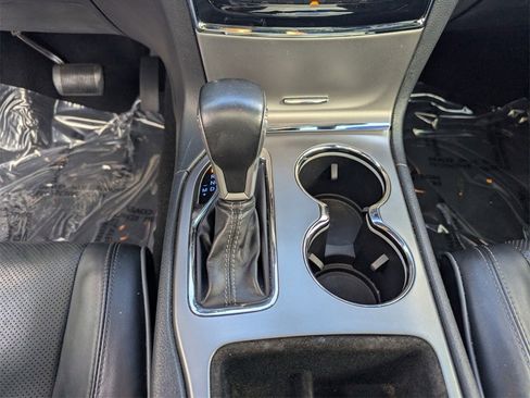 Used 2020 Jeep Grand Cherokee Overland image 26