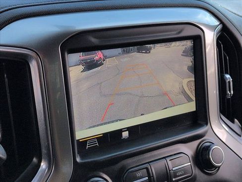 Used 2019 Chevrolet Silverado 1500 LT Trail Boss AWD/4WD image 18