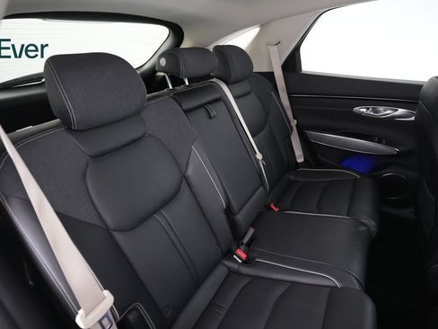 Used 2023 Genesis Electrified GV70 AWD/4WD image 5