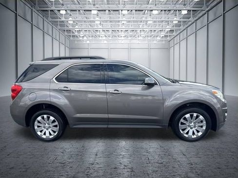 Used 2011 Chevrolet Equinox LT FWD image 6