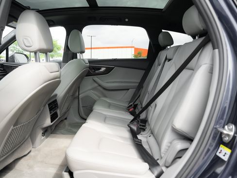 Certified 2024 Audi Q7 2.0T Premium Plus AWD/4WD image 23