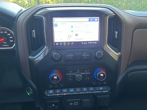 Used 2020 Chevrolet Silverado 2500 High Country image 20