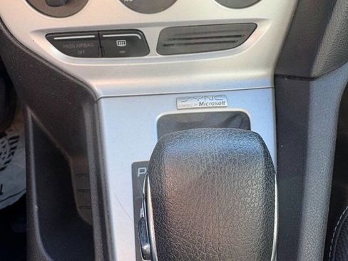 Used 2014 Ford Focus SE image 19