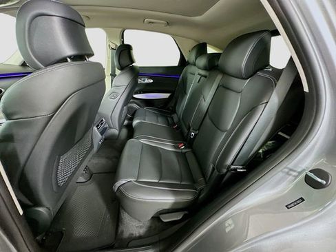 New 2026 Genesis GV70 2.5T Advanced AWD/4WD image 17