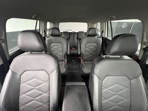 Used 2024 Volkswagen Atlas SE FWD image 29
