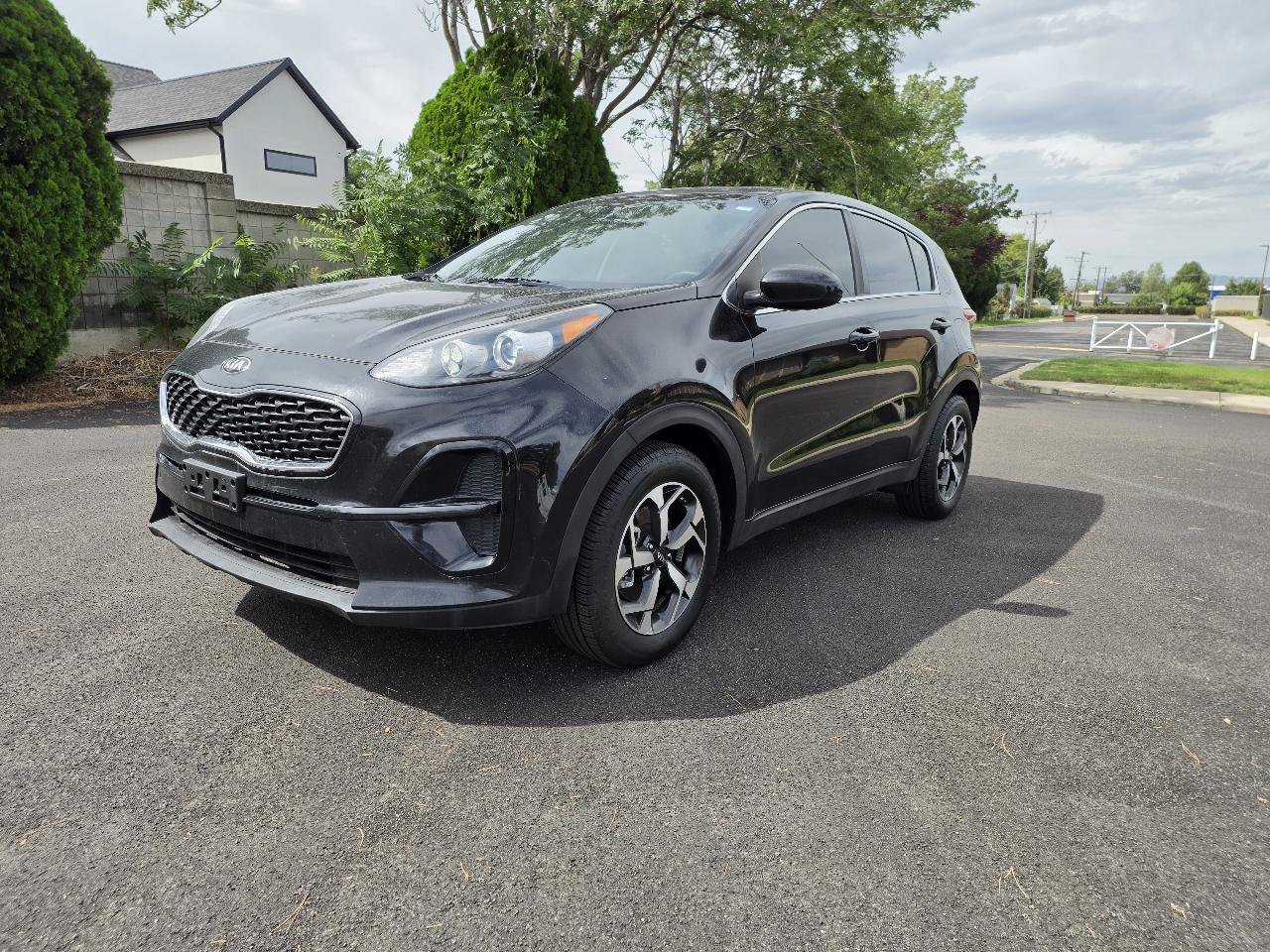 Used 2021 Kia Sportage LX FWD image 1