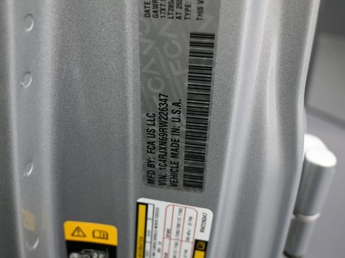 Used 2024 Jeep Wrangler Unlimited image 16