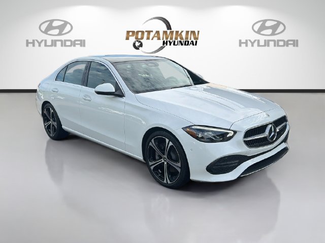 Used 2023 Mercedes-Benz C 300 Sedan image 3